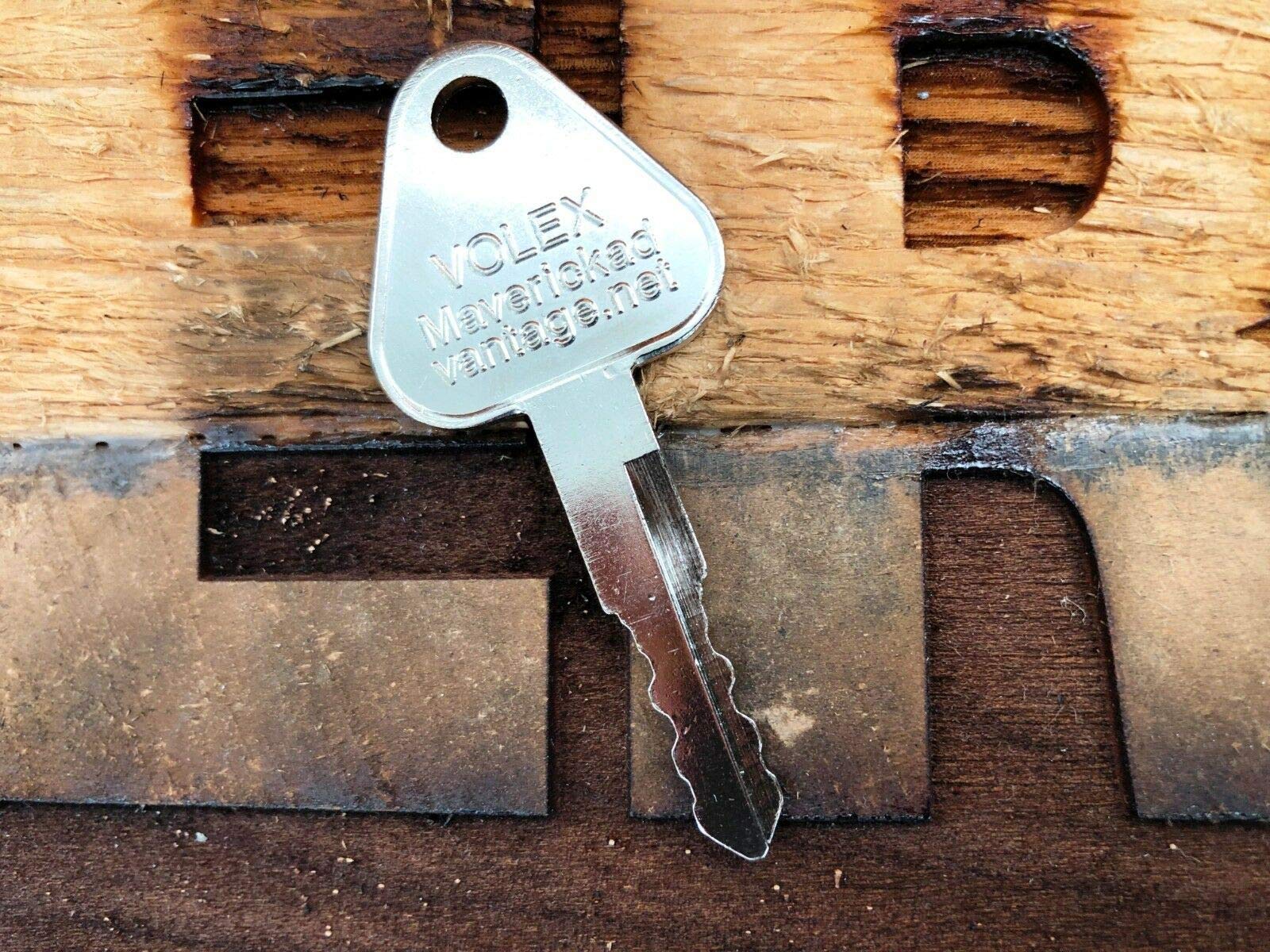 Amazon.com: Replacement Keys for Volvo Samsung Excavator Ignition